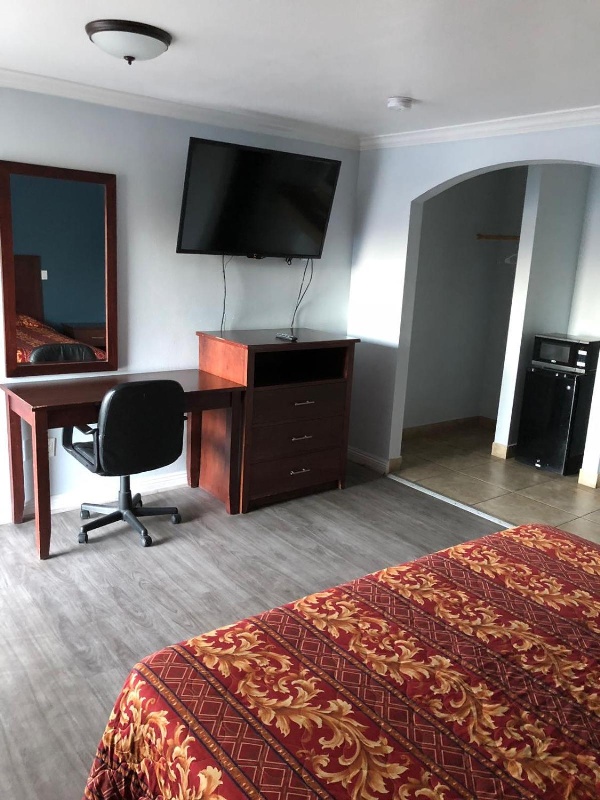 La Habra Motel image 1